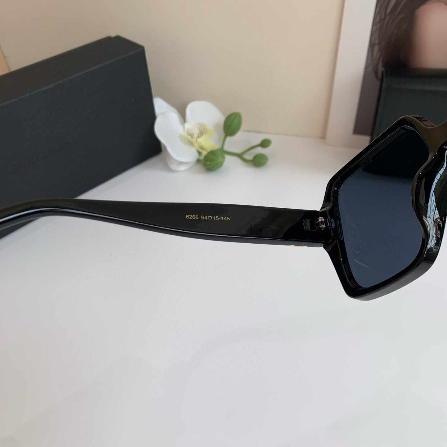 YSL イヴサンローラン 新款方框太阳镜 欧美风遮阳墨镜