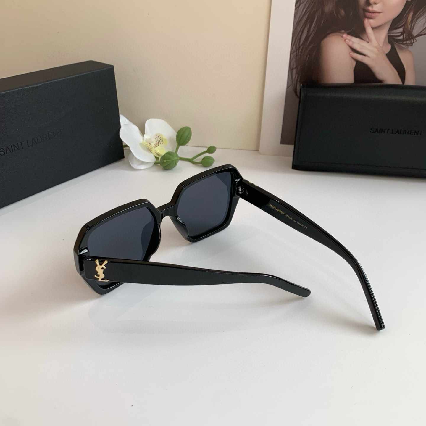 YSL イヴサンローラン 新款方框太阳镜 欧美风遮阳墨镜