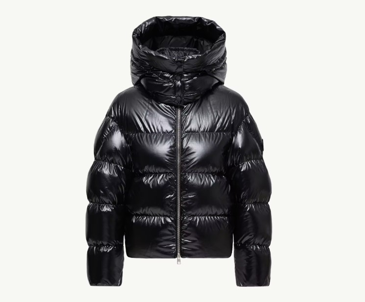 モンクレール x EE72 by エドワード・エニンフル レビュー