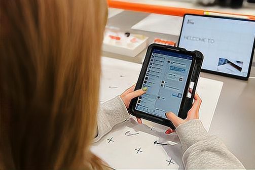 ナイキが消費者と友好関係を築く方法 - 加奈ショップ