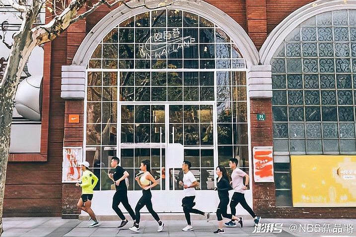 ナイキの時価総額は一夜にして800億ドル以上も消えたが、なぜそれほど魅力がなくなったのだろうか？ - 加奈ショップ