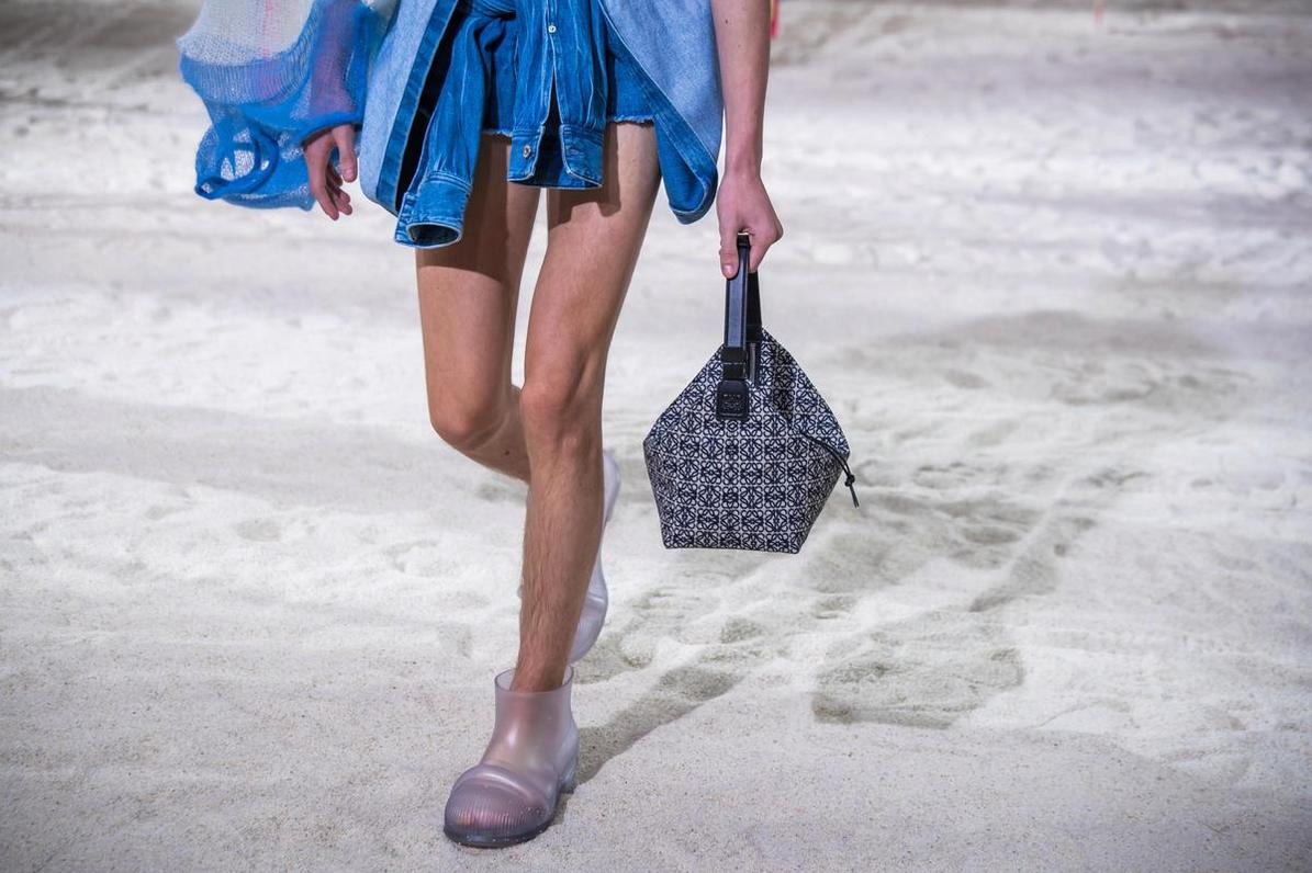 パリ・メンズ・ファッション・ウィーク - ロエベ・ファッションショー