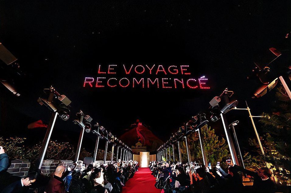 カルティエの高級ジュエリーショーのために北京にセレブリティが集まり、スタイルの新たな一章が始まります。